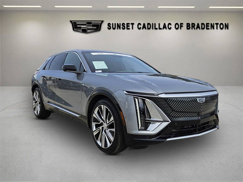 2024 Cadillac LYRIQ Luxury — SUV — 4,292 mi — Bradenton, FL