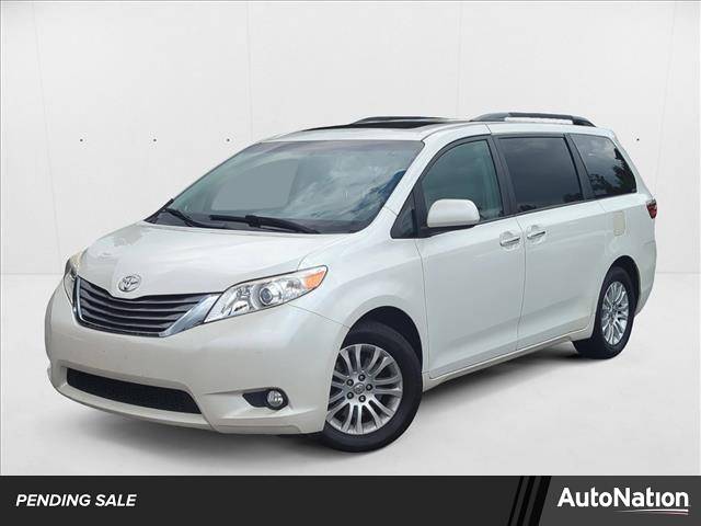 2017 Toyota Sienna XLE Premium — Minivan — 96,670 mi — Lithia Springs, GA