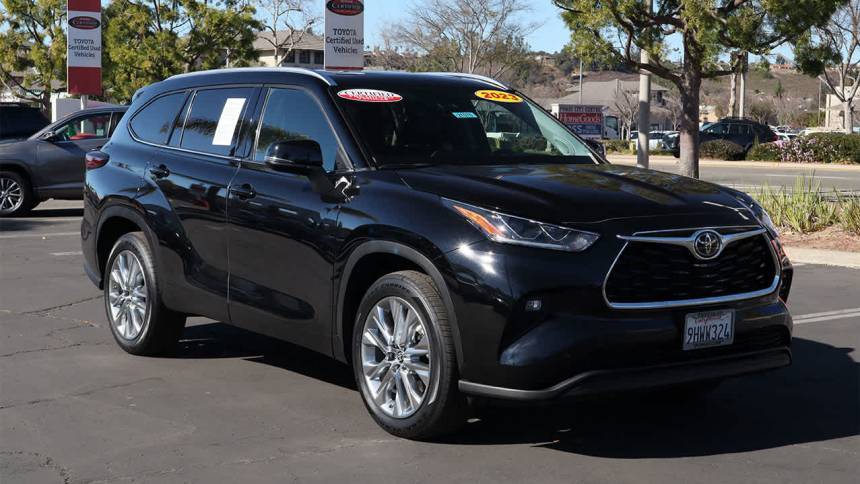 2023 Toyota Highlander Limited — SUV — 32,864 mi — Poway, CA