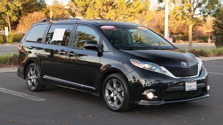 2015 Toyota Sienna SE Premium — Minivan — 106,562 mi — Poway, CA