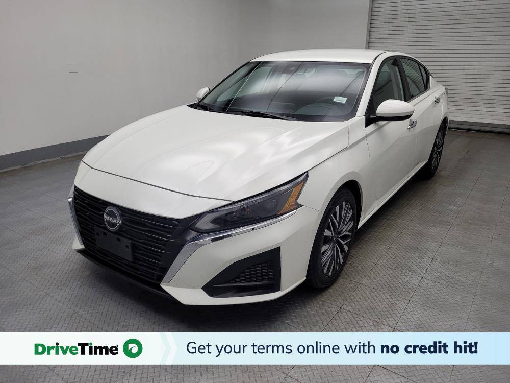 2023 Nissan Altima SV — Sedan — 69,604 mi — Midlothian, IL