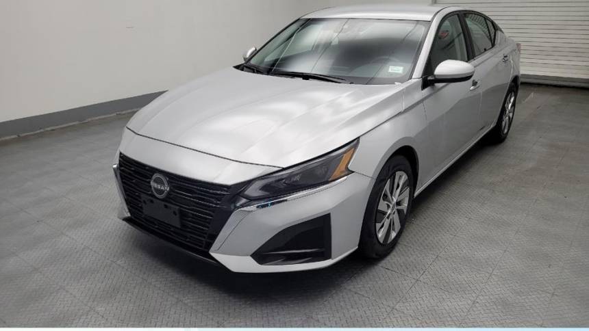 2023 Nissan Altima S — Sedan — 45,856 mi — Midlothian, IL