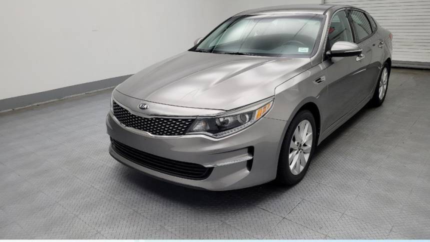 2018 Kia Optima EX — Sedan — 62,642 mi — Midlothian, IL