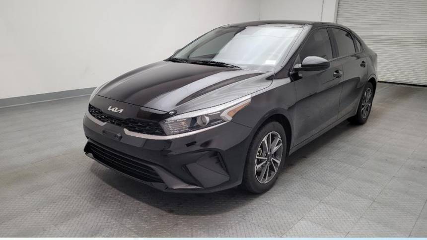 2022 Kia Forte LXS — Sedan — 32,249 mi — Fresno, CA