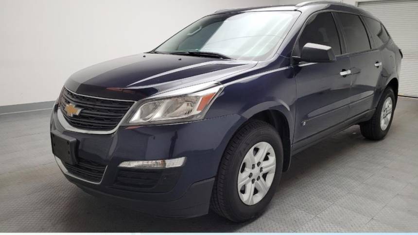 2017 Chevrolet Traverse LS — SUV — 124,623 mi — Fresno, CA