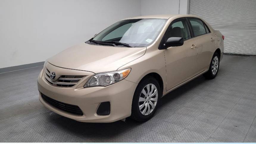 2013 Toyota Corolla LE — Sedan — 85,381 mi — Bakersfield, CA
