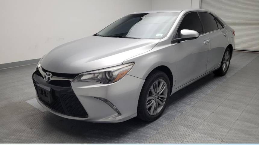 2017 Toyota Camry SE — Sedan — 67,669 mi — Bakersfield, CA