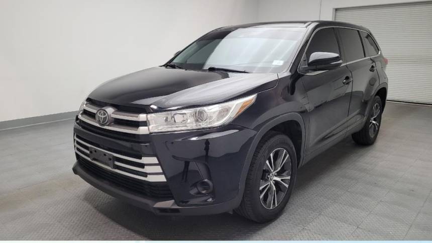 2019 Toyota Highlander LE — SUV — 81,412 mi — Bakersfield, CA
