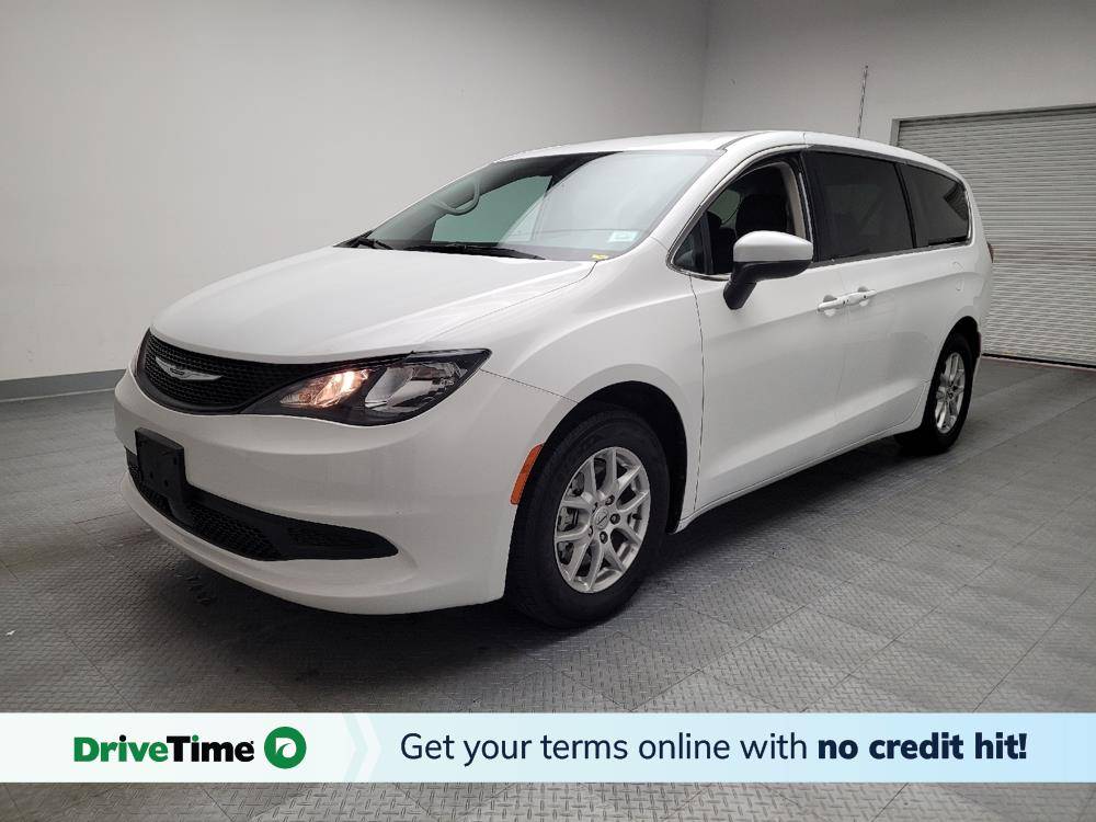 2022 Chrysler Voyager LX — Minivan — 73,040 mi — Bakersfield, CA