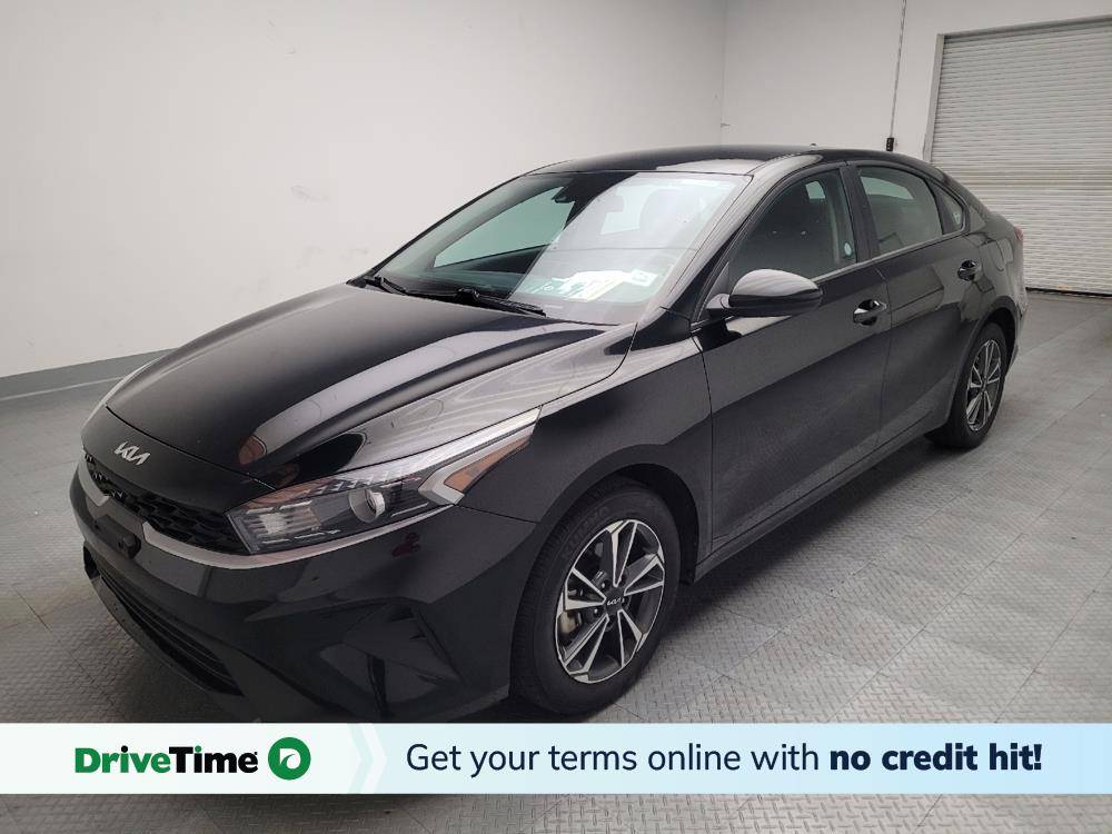 2024 Kia Forte LXS — Sedan — 30,695 mi — Bakersfield, CA