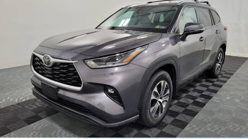 2021 Toyota Highlander XLE — SUV — 92,719 mi — Pittsburgh, PA