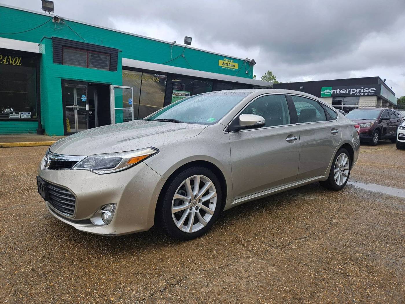 2013 Toyota Avalon XLE Touring — Sedan — 118,256 mi — Norfolk, VA