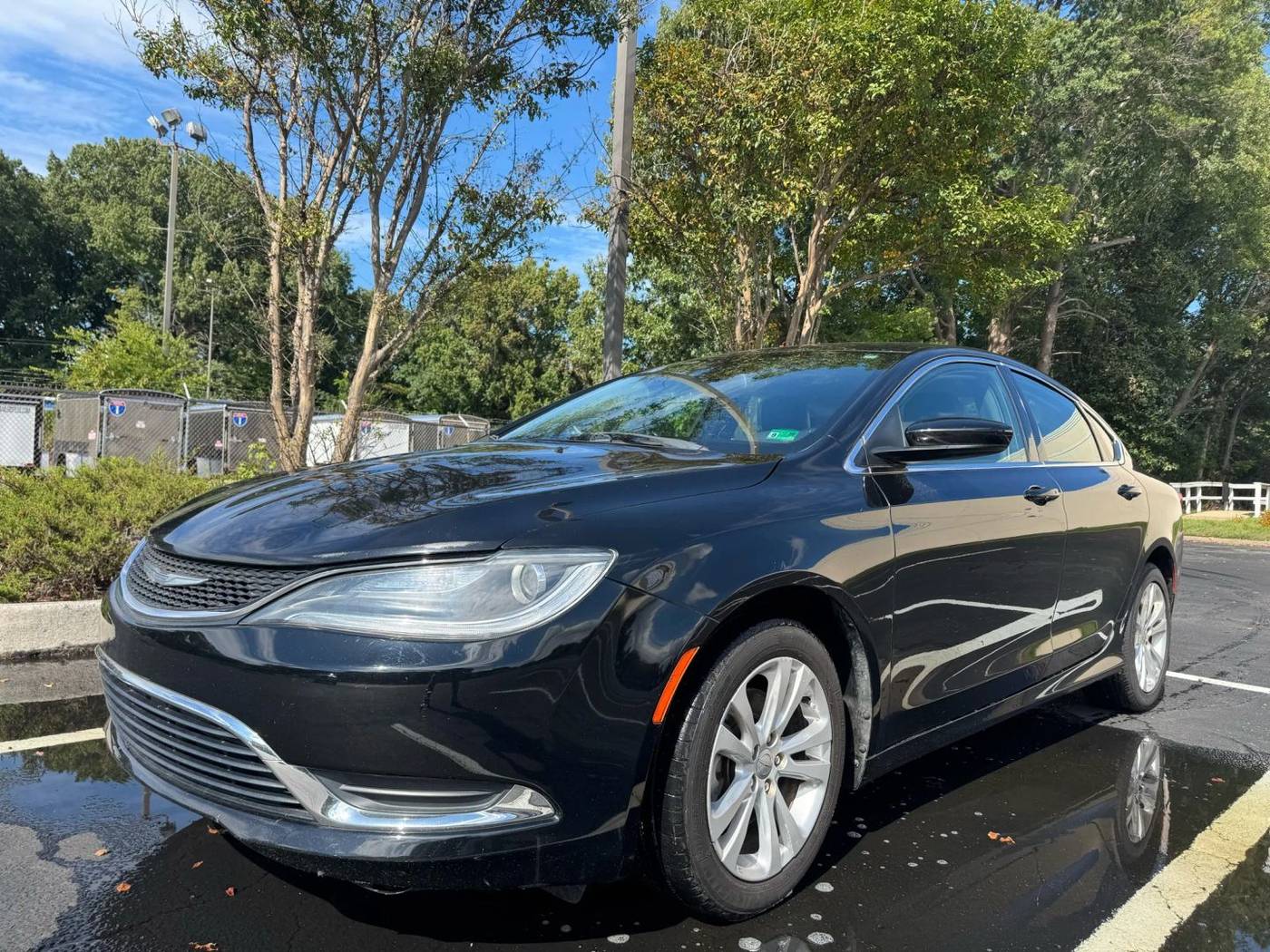 2017 Chrysler 200 Limited Platinum — Sedan — 92,001 mi — Norfolk, VA