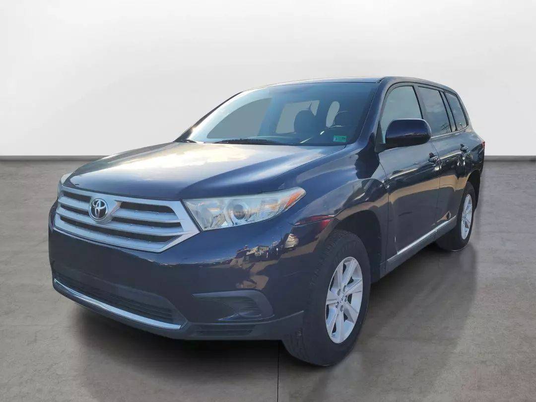 2012 Toyota Highlander Highlander V6 — SUV — 95,610 mi — Norfolk, VA