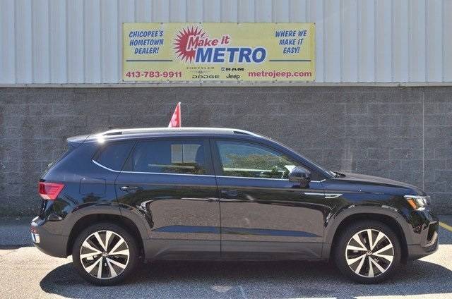 2022 Volkswagen Taos SE — SUV — 65,466 mi — Chicopee, MA