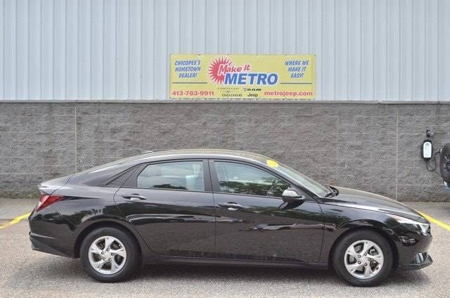 2021 Hyundai Elantra SE — Sedan — 31,441 mi — Chicopee, MA