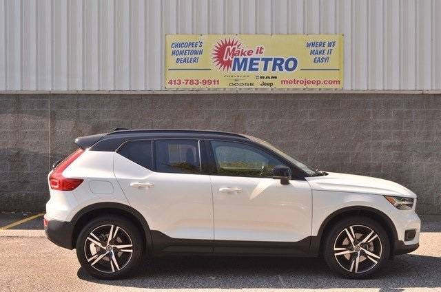 2022 Volvo XC40 R-Design — SUV — 27,362 mi — Chicopee, MA