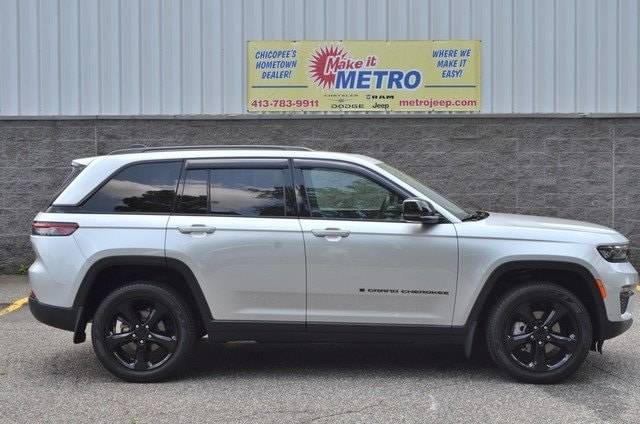 2024 Jeep Grand Cherokee Limited — SUV — 4,871 mi — Chicopee, MA