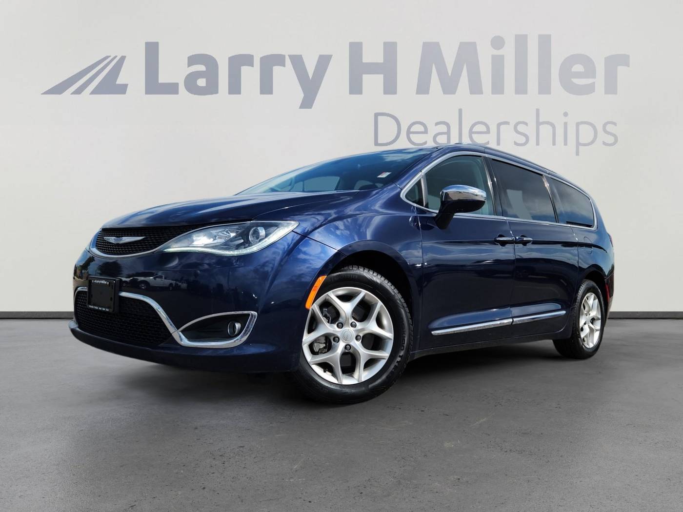 2020 Chrysler Pacifica Limited — Minivan — 86,836 mi — Denver, CO