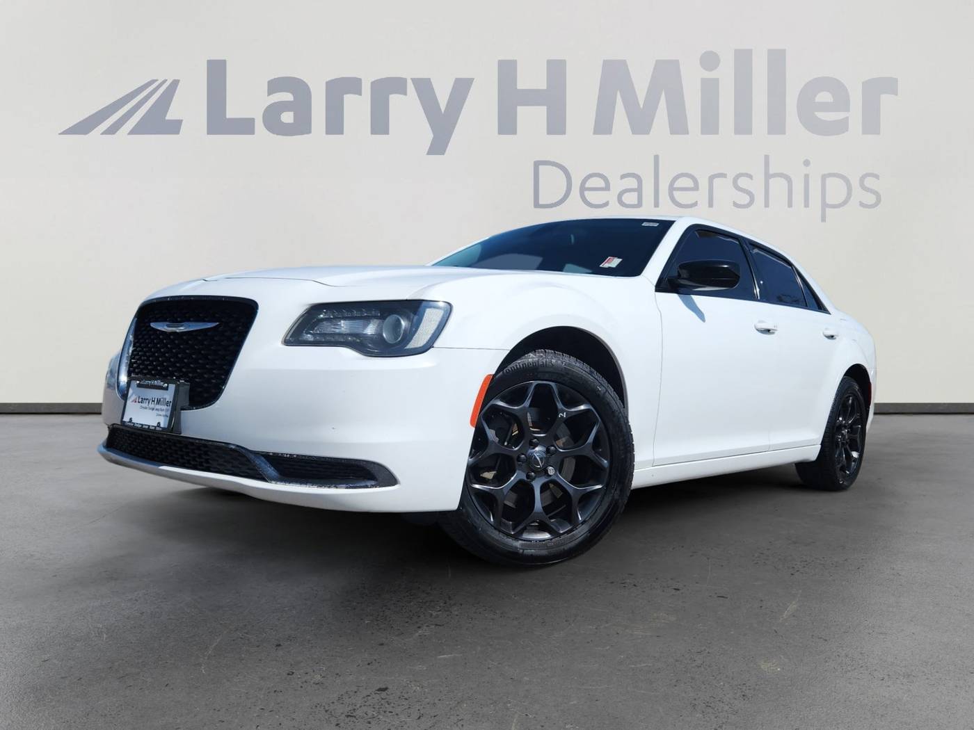 2019 Chrysler 300 Touring — Sedan — 123,321 mi — Denver, CO