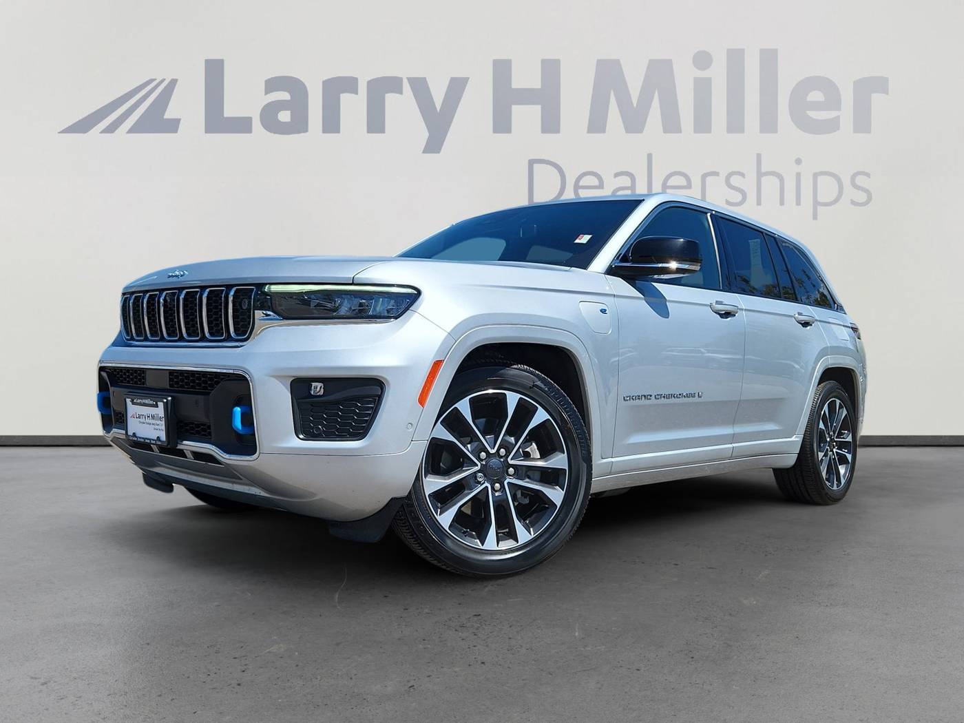 2023 Jeep Grand Cherokee Overland 4xe — SUV — 27,777 mi — Denver, CO