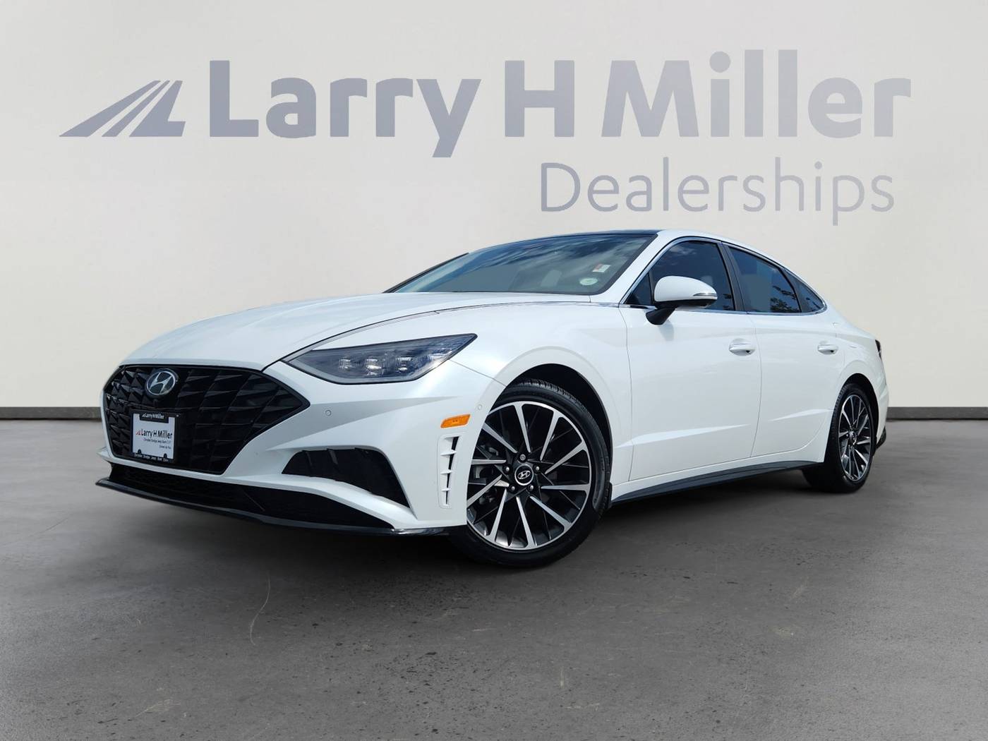 2022 Hyundai Sonata Limited — Sedan — 26,602 mi — Denver, CO