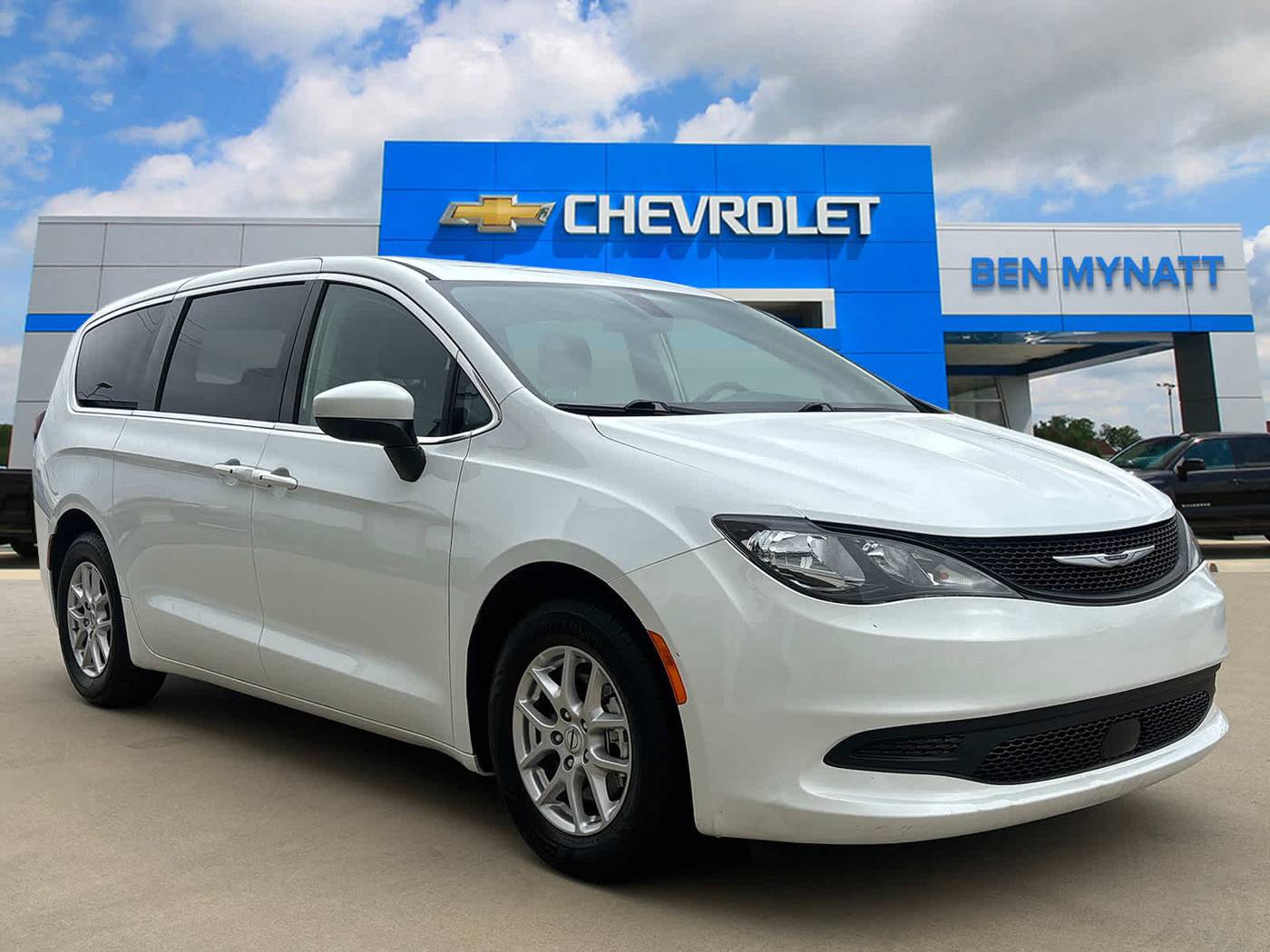2022 Chrysler Voyager LX — Minivan — 69,741 mi — Concord, NC