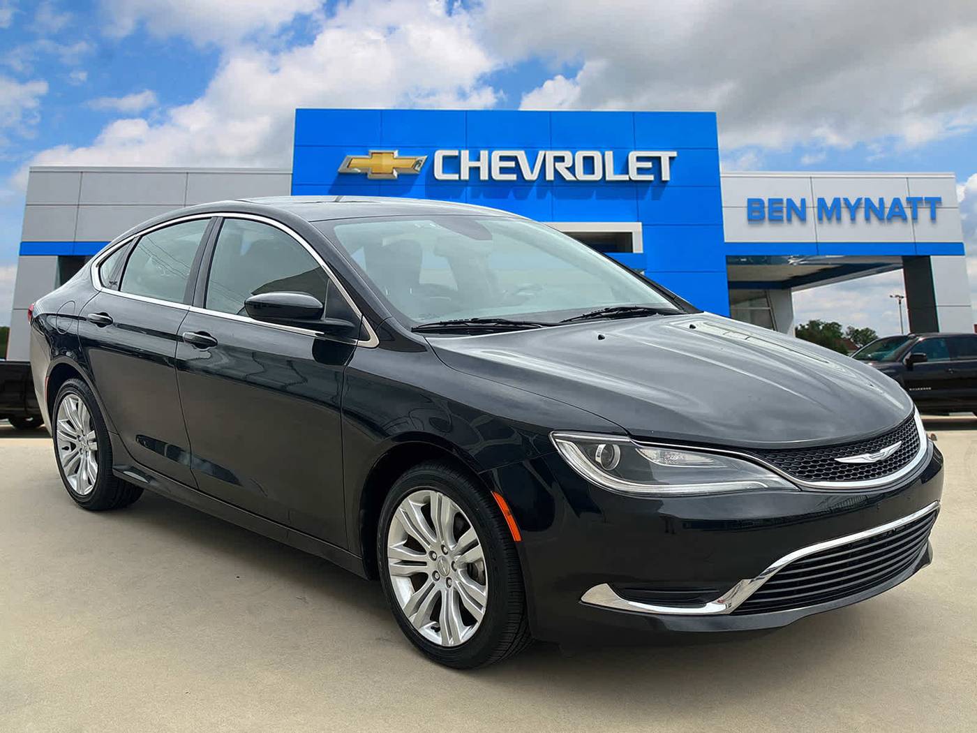 2015 Chrysler 200 Limited — Sedan — 122,229 mi — Concord, NC