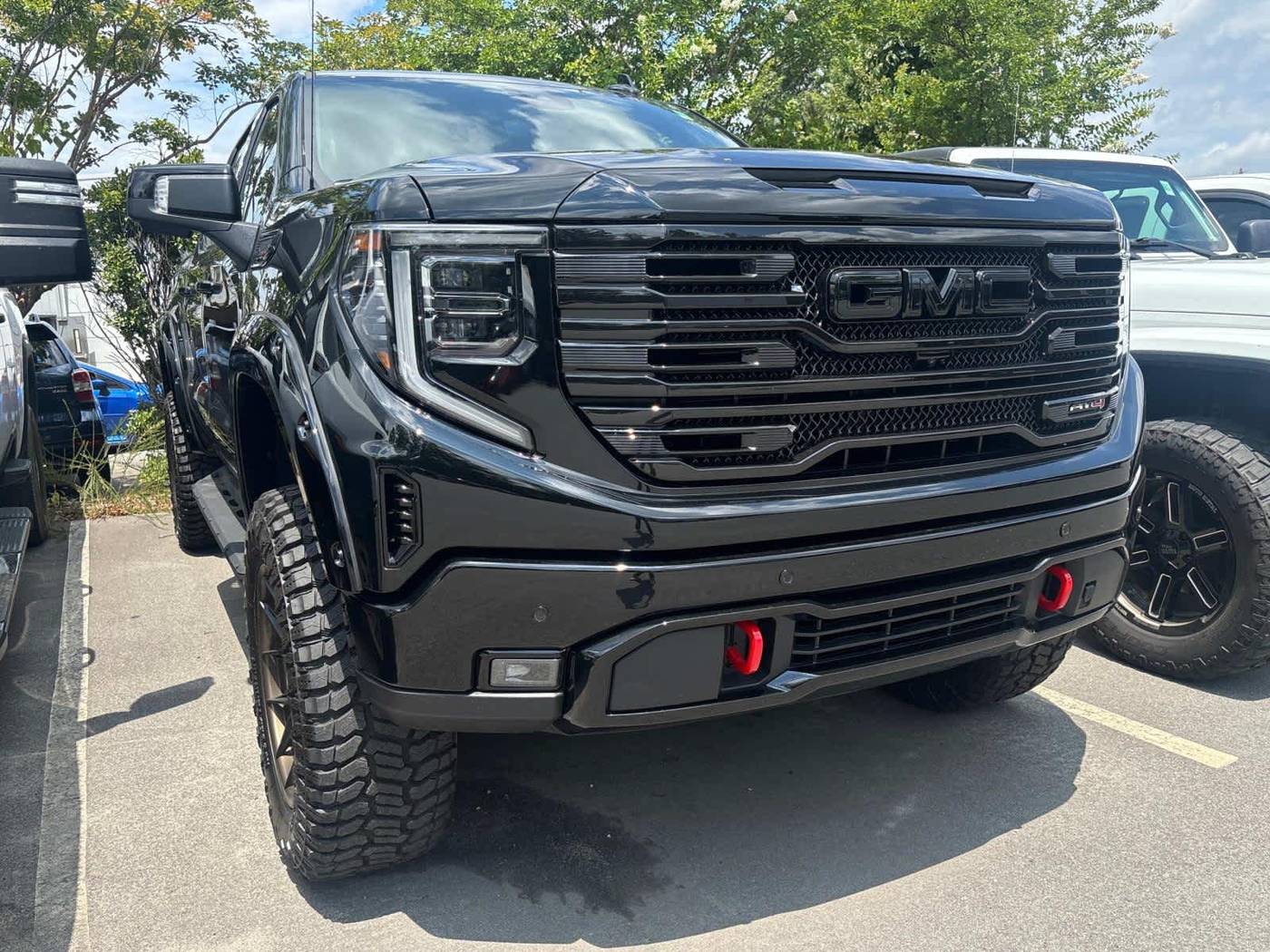2025 GMC Sierra 1500 AT4 — Pickup Truck — 983 mi — Concord, NC
