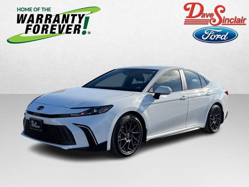 2025 Toyota Camry Hybrid SE — Sedan — 11,711 mi — St. Louis, MO