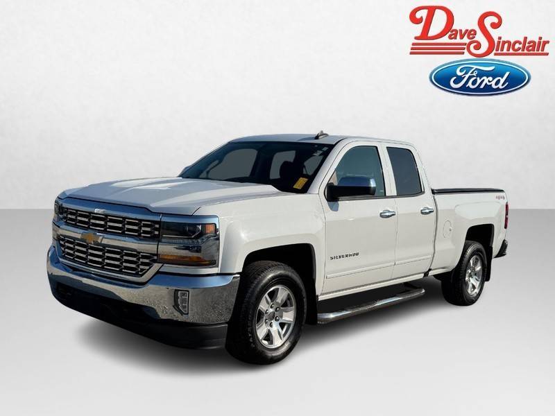 2017 Chevrolet Silverado 1500 LT — Pickup Truck — 111,785 mi — St. Louis, MO