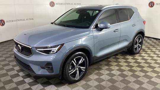 2023 Volvo XC40 Plus — SUV — 8,090 mi — Tinley Park, IL