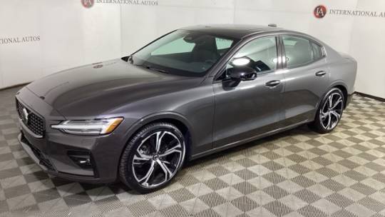 2024 Volvo S60 Plus — Sedan — 2,436 mi — Tinley Park, IL