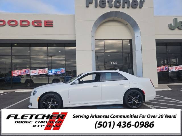 2023 Chrysler 300 Touring L — Sedan — 36,536 mi — Sherwood, AR