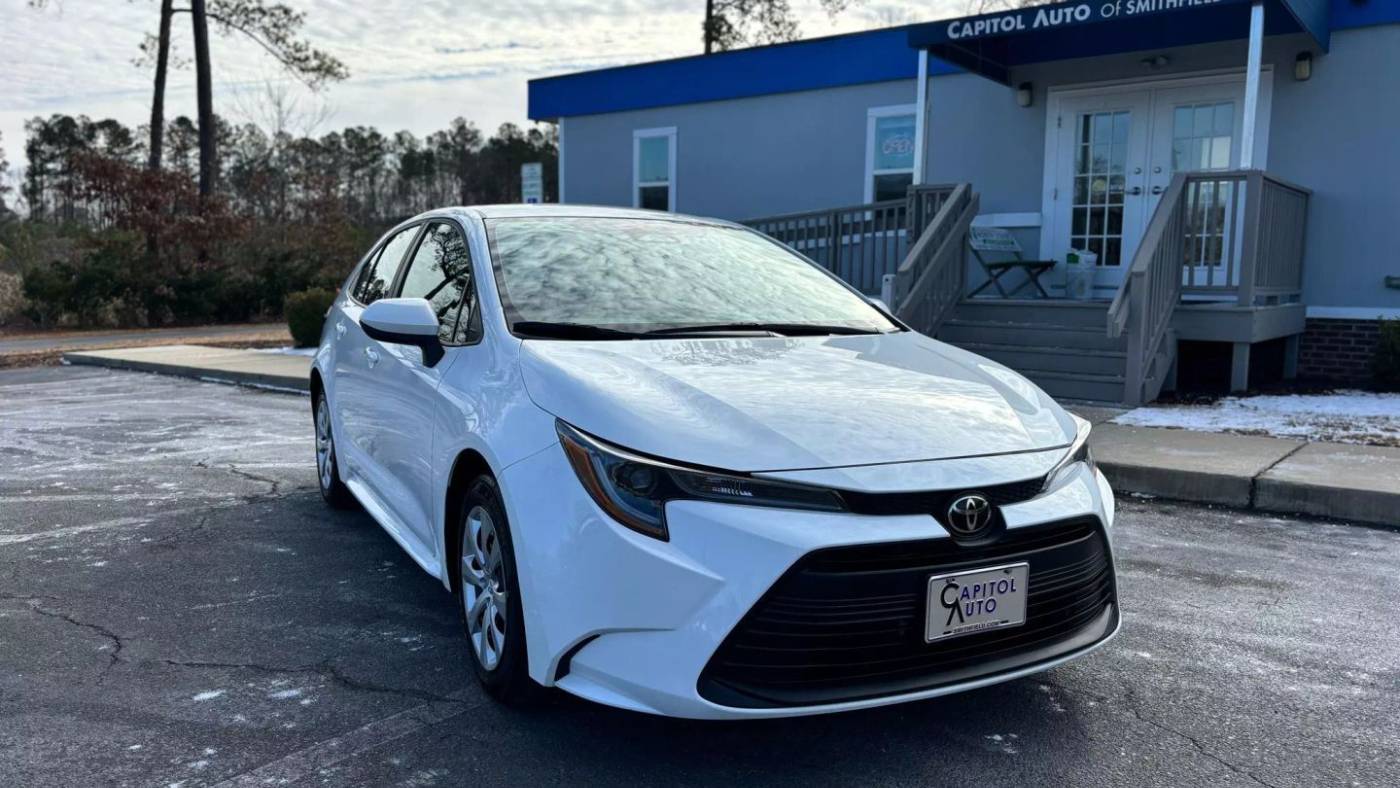 2024 Toyota Corolla LE — Sedan — 30,084 mi — Smithfield, NC