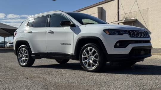 2024 Jeep Compass Latitude Lux — SUV — 13,970 mi — Midwest City, OK
