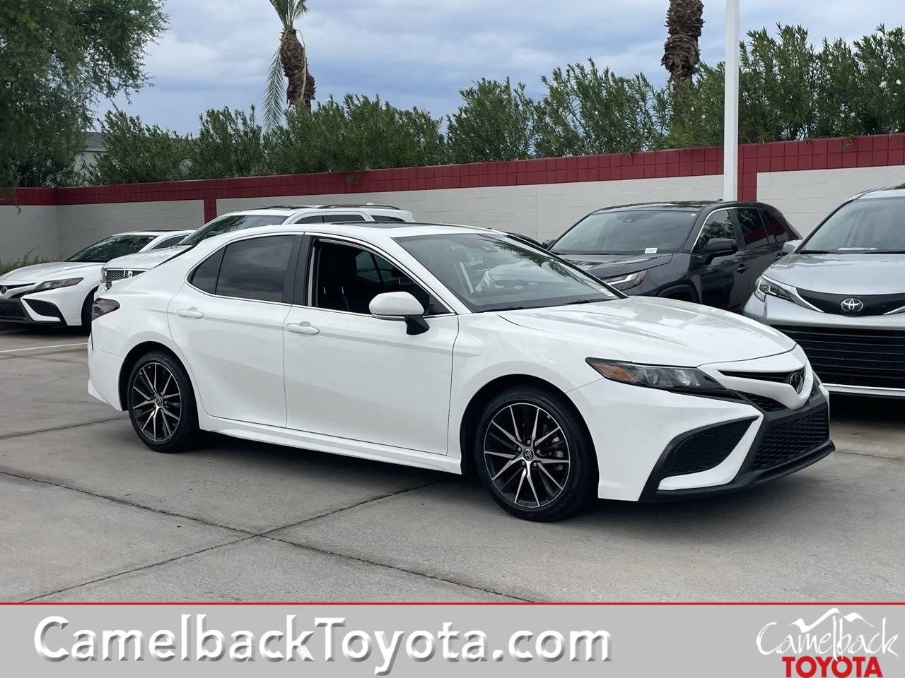 2024 Toyota Camry SE — Sedan — 16,122 mi — Phoenix, AZ