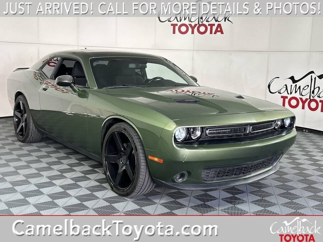 2020 Dodge Challenger SXT — Coupe — 49,019 mi — Phoenix, AZ