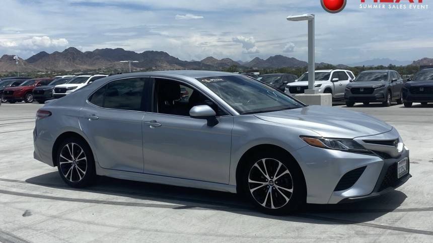 2018 Toyota Camry SE — Sedan — 113,245 mi — Phoenix, AZ
