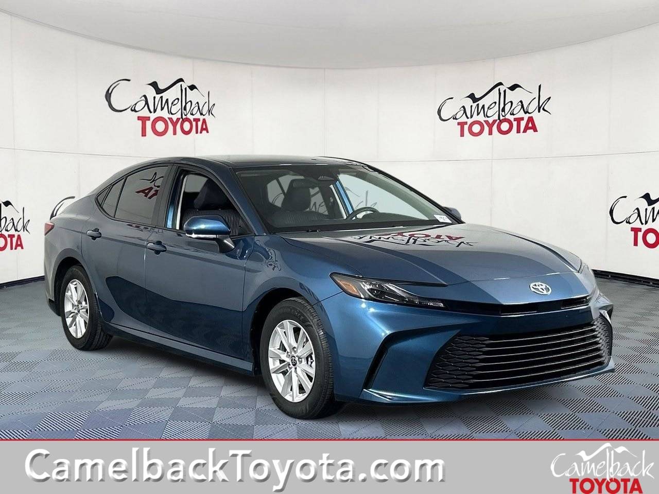 2025 Toyota Camry Hybrid LE — Sedan — 19,607 mi — Phoenix, AZ