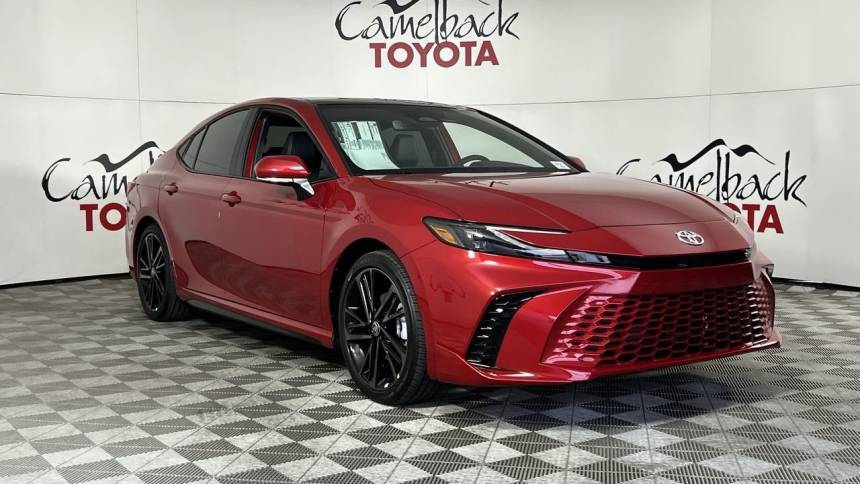 2025 Toyota Camry Hybrid XSE — Sedan — 17,991 mi — Phoenix, AZ