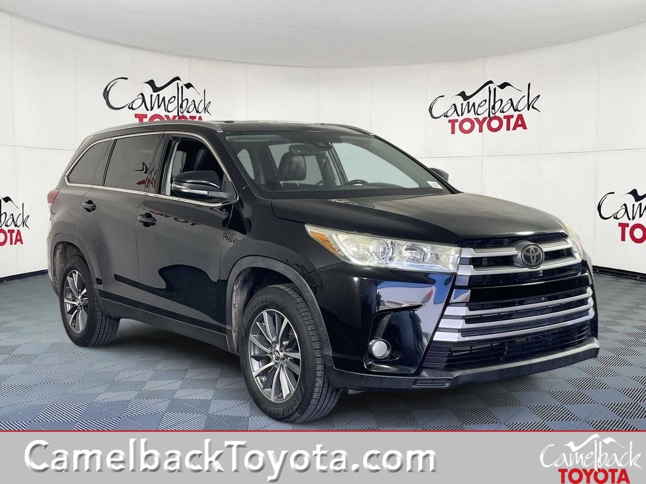 2019 Toyota Highlander XLE — SUV — 109,717 mi — Phoenix, AZ