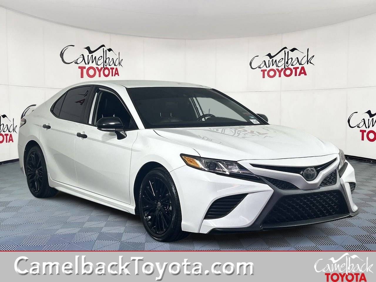 2020 Toyota Camry SE — Sedan — 62,788 mi — Phoenix, AZ