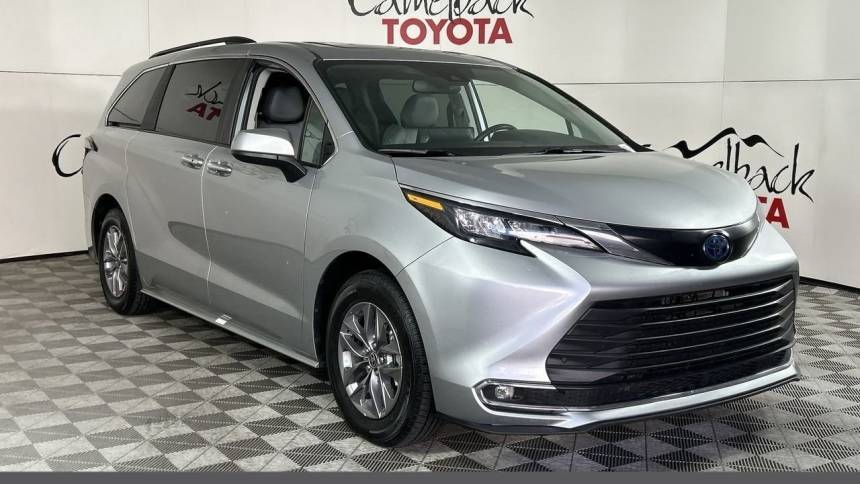 2024 Toyota Sienna XLE — Minivan — 59,730 mi — Phoenix, AZ