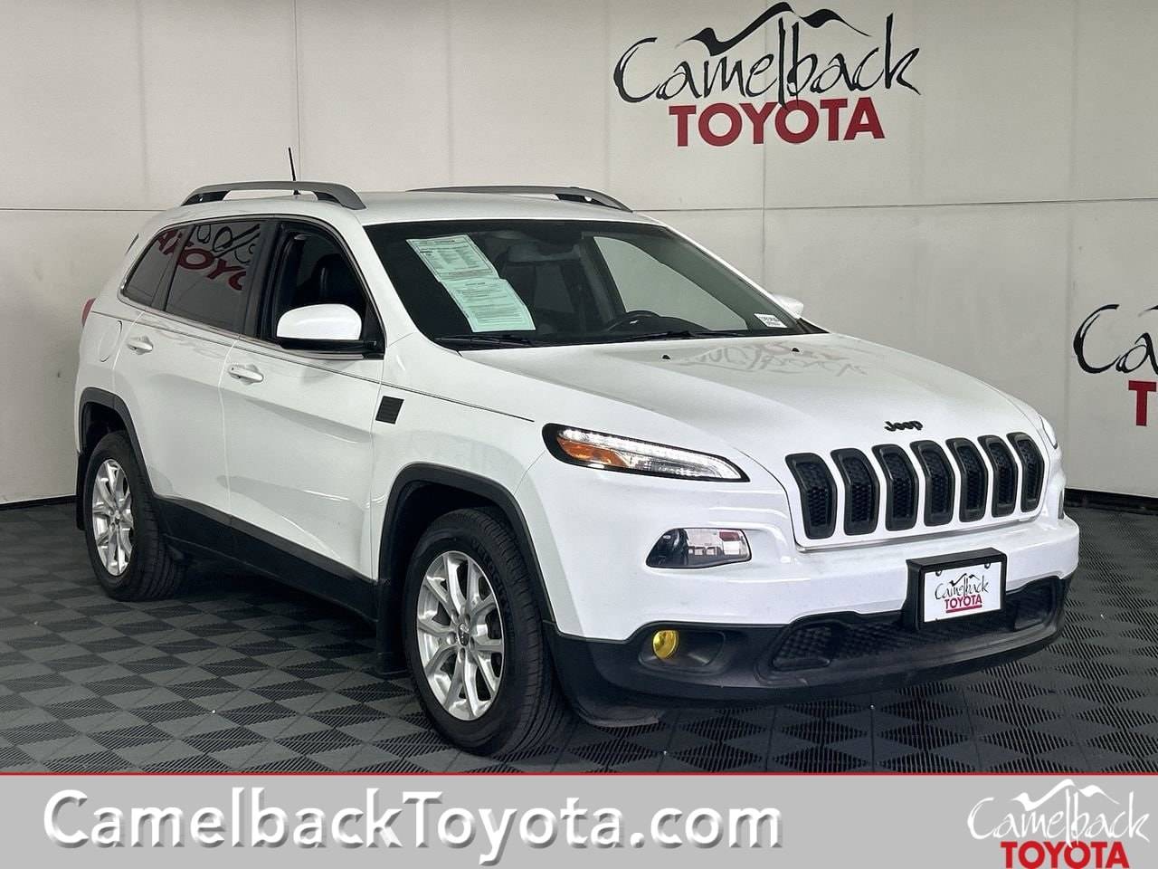 2018 Jeep Cherokee Latitude Plus — SUV — 69,642 mi — Phoenix, AZ