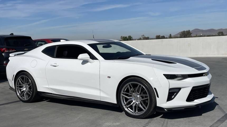 2017 Chevrolet Camaro 2SS — Coupe — 28,563 mi — Phoenix, AZ