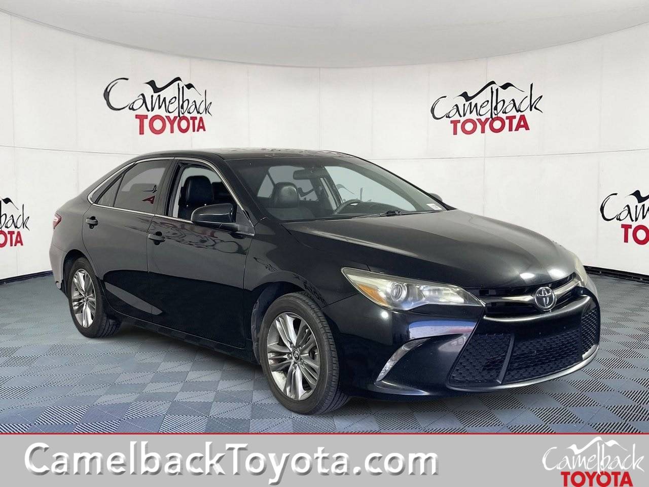 2016 Toyota Camry SE — Sedan — 130,084 mi — Phoenix, AZ