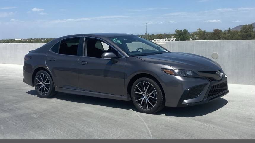 2024 Toyota Camry SE — Sedan — 24,480 mi — Phoenix, AZ