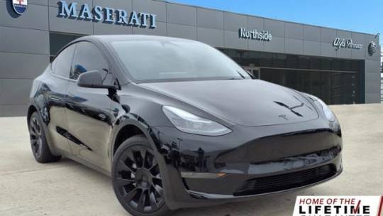 2025 Tesla Model Y Long Range — SUV — 3,975 mi — Spring, TX