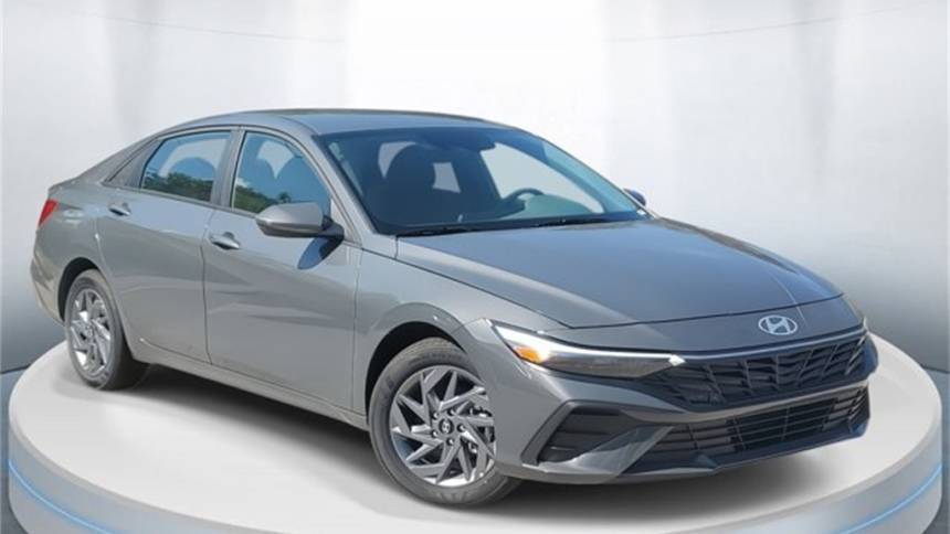 2024 Hyundai Elantra SEL — Sedan — 7,567 mi — Deerfield Beach, FL
